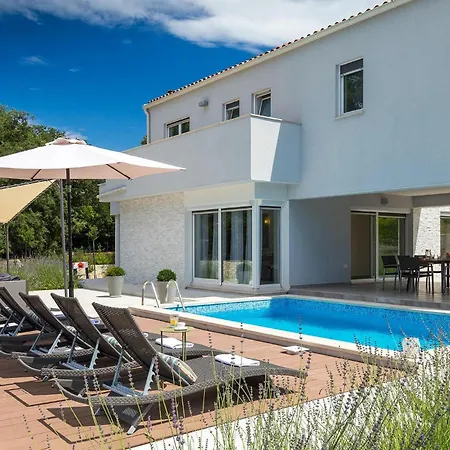 Ferienhaus Tireli Kršan