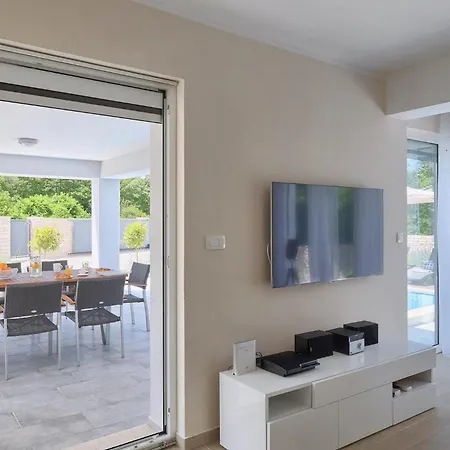 Tireli Ferienhaus Kršan